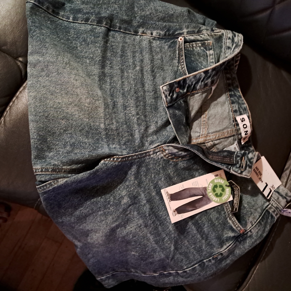 Stylish Mid Rise Barrel Jeans - Dark Blue - Picture 3 of 5